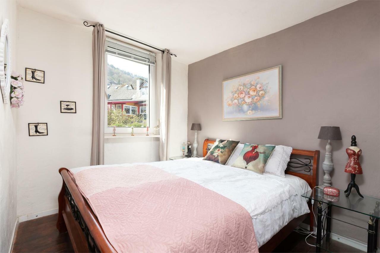 Haus Alte Rebe & Weisse Traube Apartamento Cochem Exterior foto
